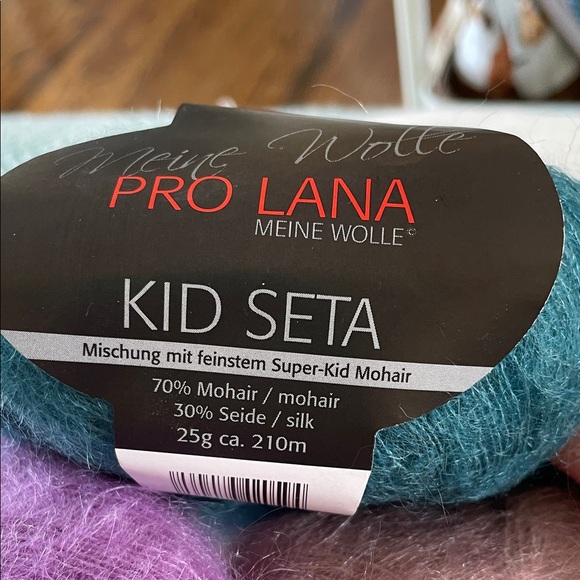 Three Skeins of Mohair Silk Yarn - Picture 3 of 6